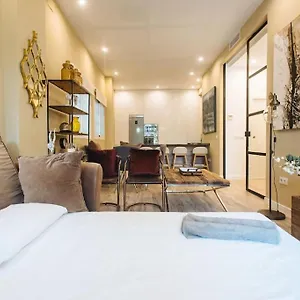Apartamento Selecta Patricio Saenz, Sevilha